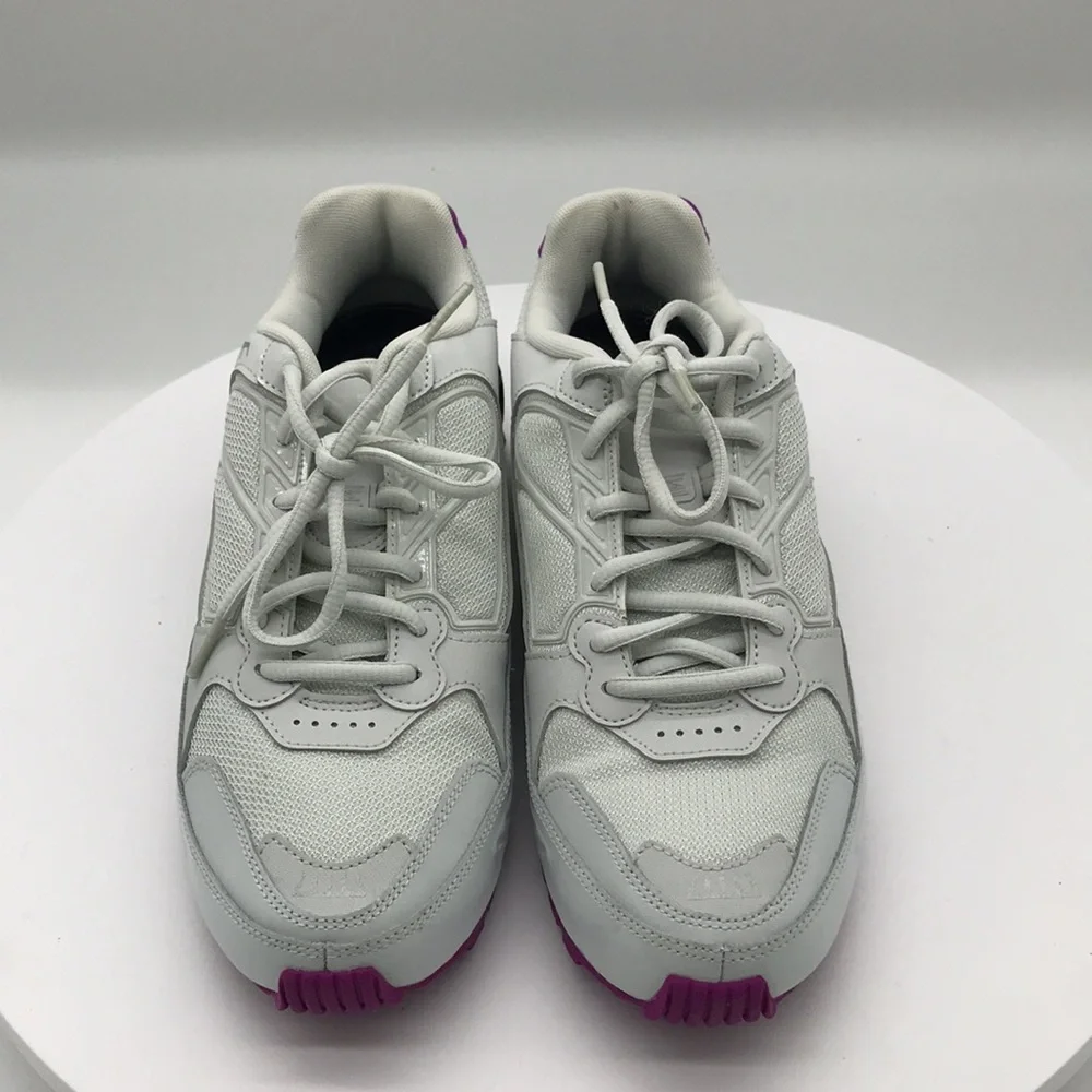 Nike womens Shox Shocks sneakers size 8.5 US - Picture 2 of 6